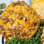 Sharp Cheddar w Onion Cheeseball